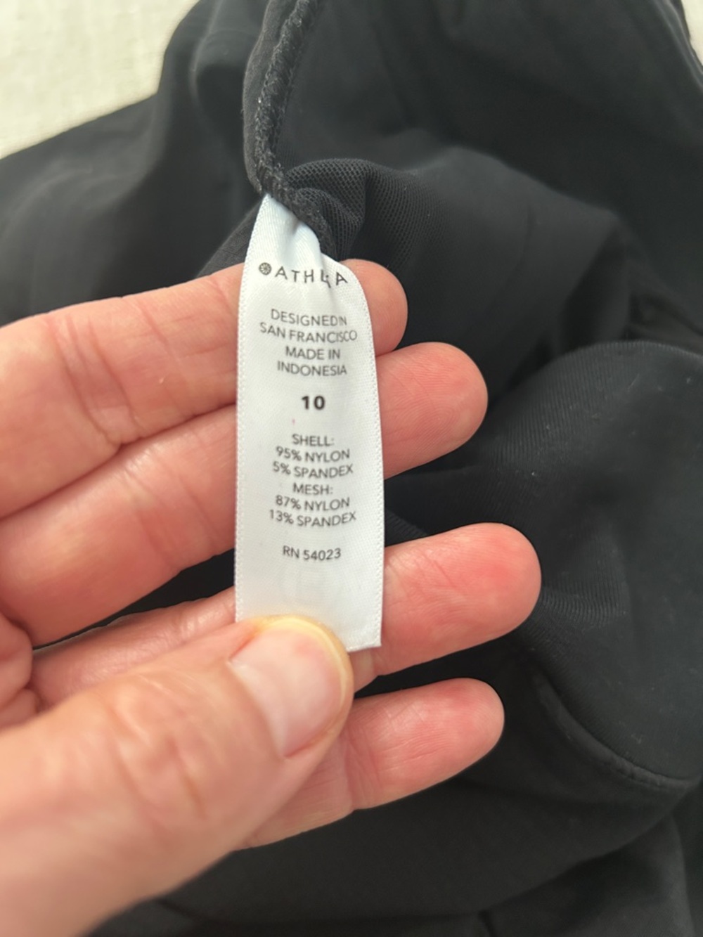 Athleta Trekkie North Shorts Women's 10 Black Ripstop Athletic Leisure - Picture 6 of 10